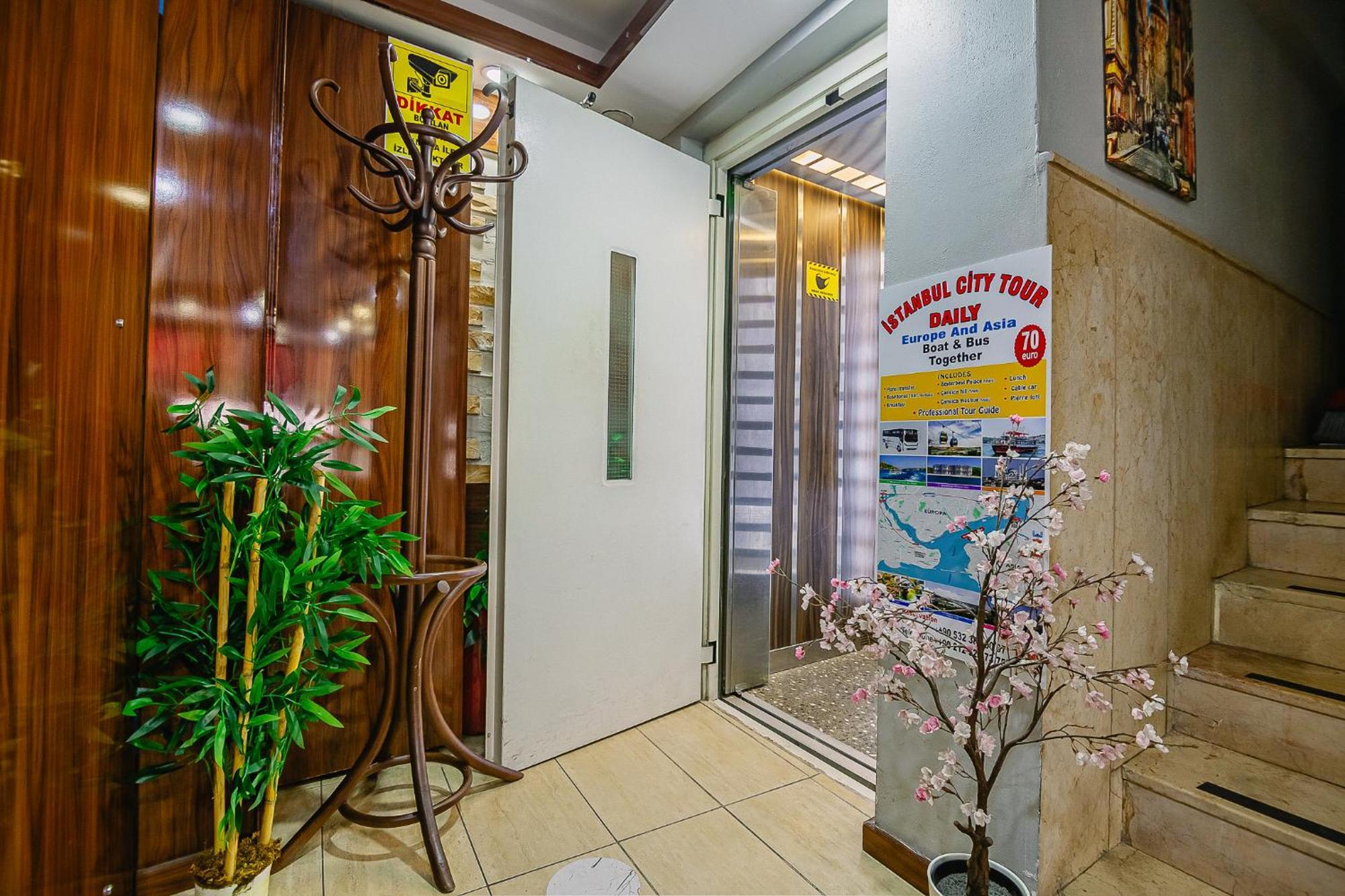 Galata Nil Hotel 3*